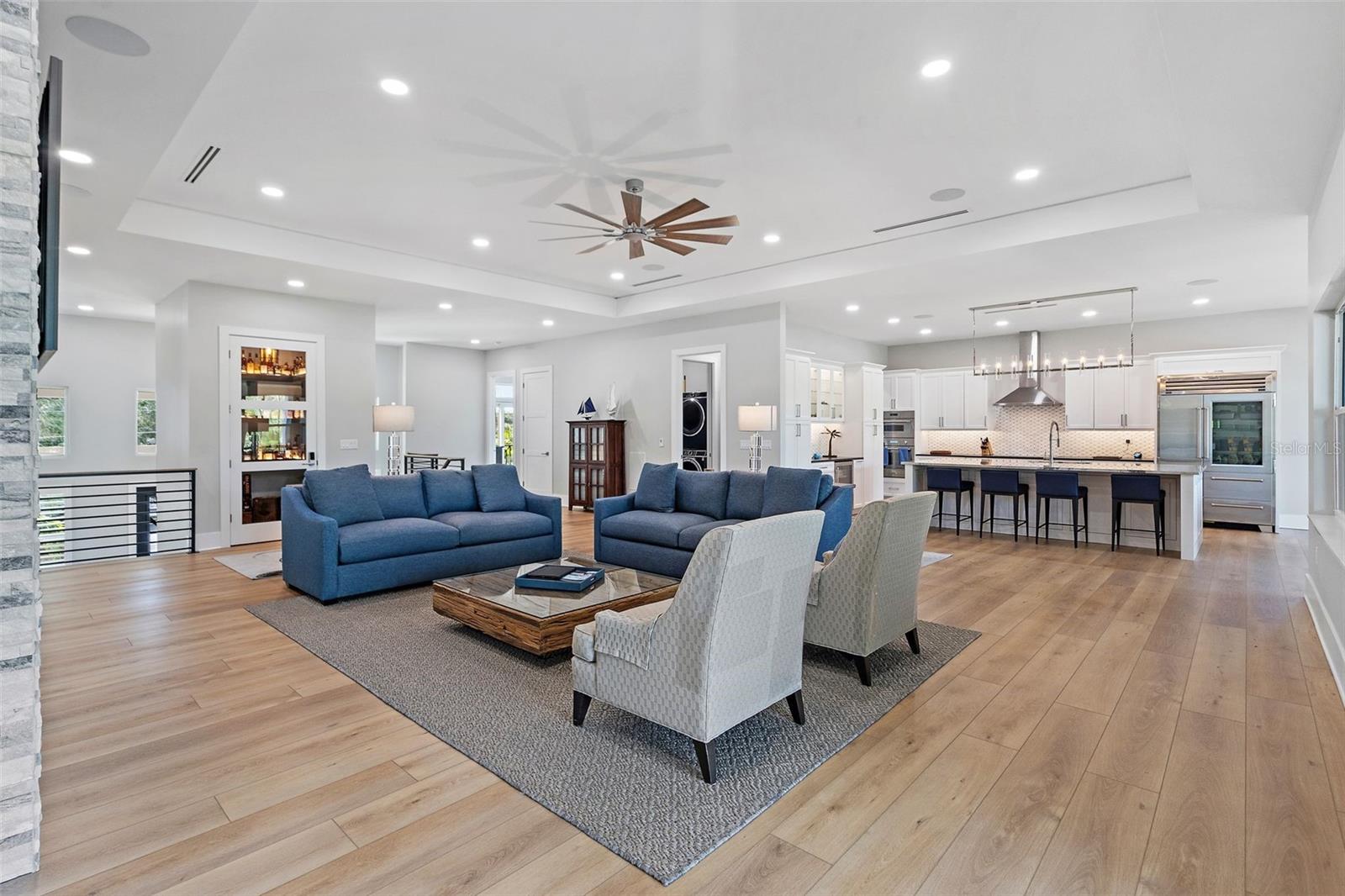 SNELL SHORES - Residential