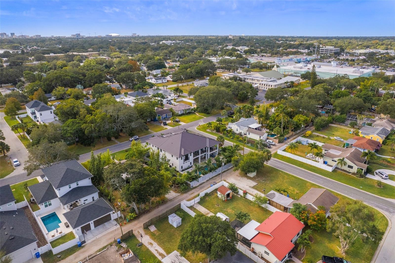 SNELL SHORES - Residential