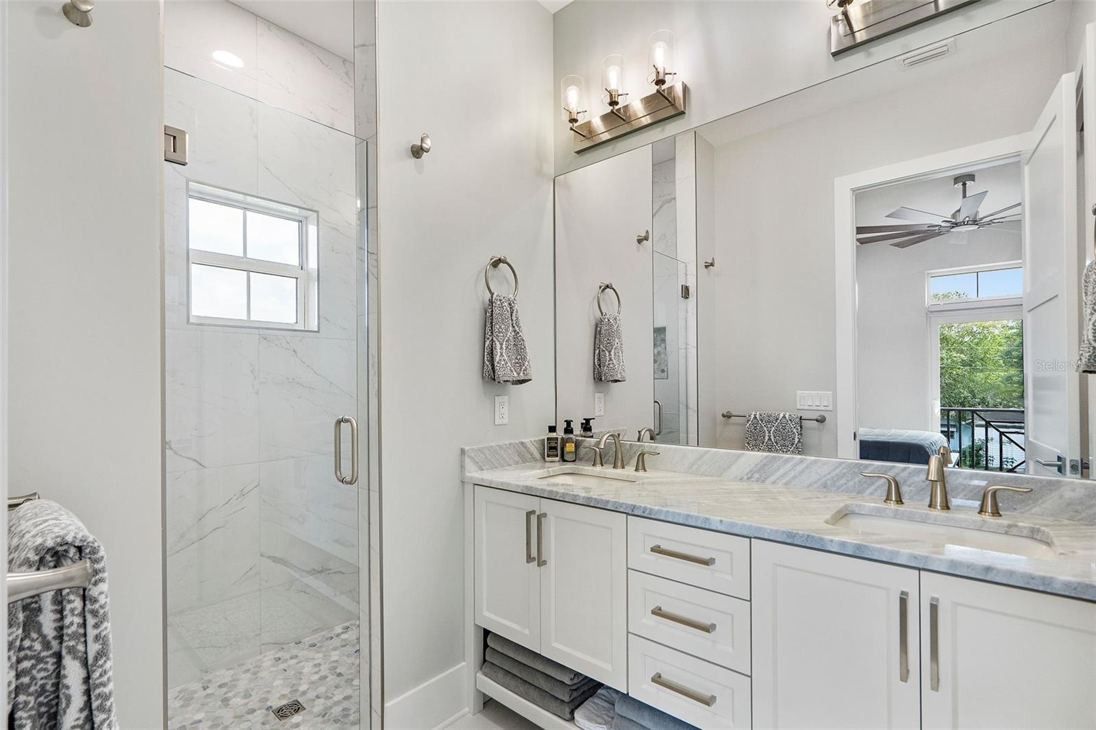 SNELL SHORES - Residential