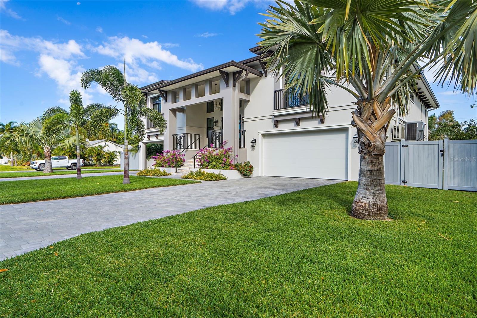 SNELL SHORES - Residential