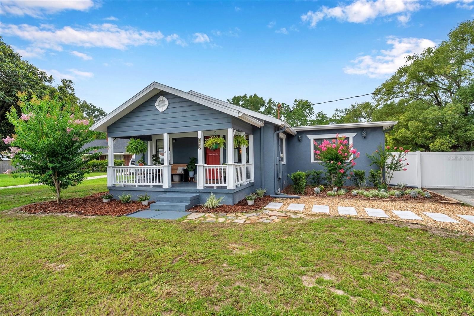 MASARYKTOWN - Residential Lease