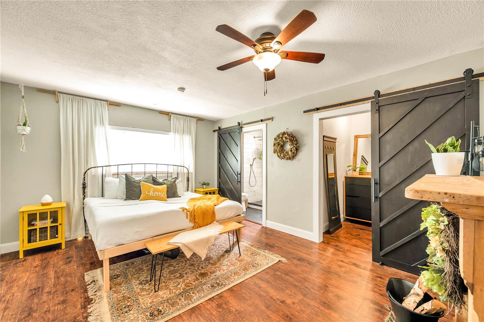 MASARYKTOWN - Residential Lease