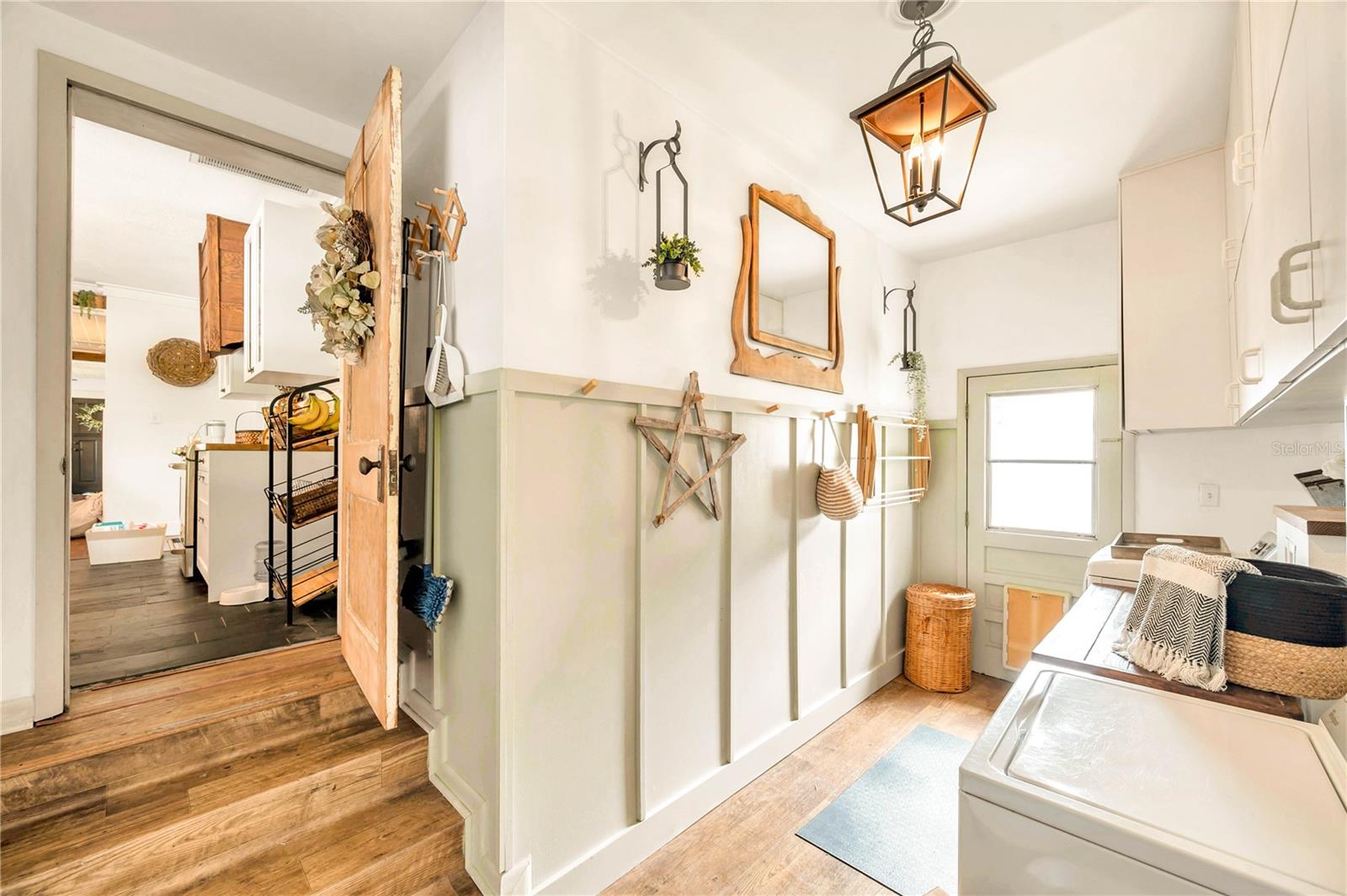 MASARYKTOWN - Residential Lease