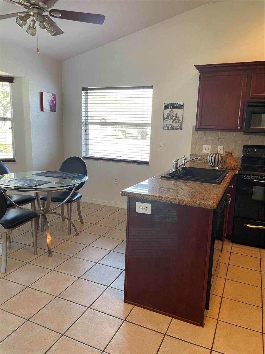 VILLA DEL RIO - Residential