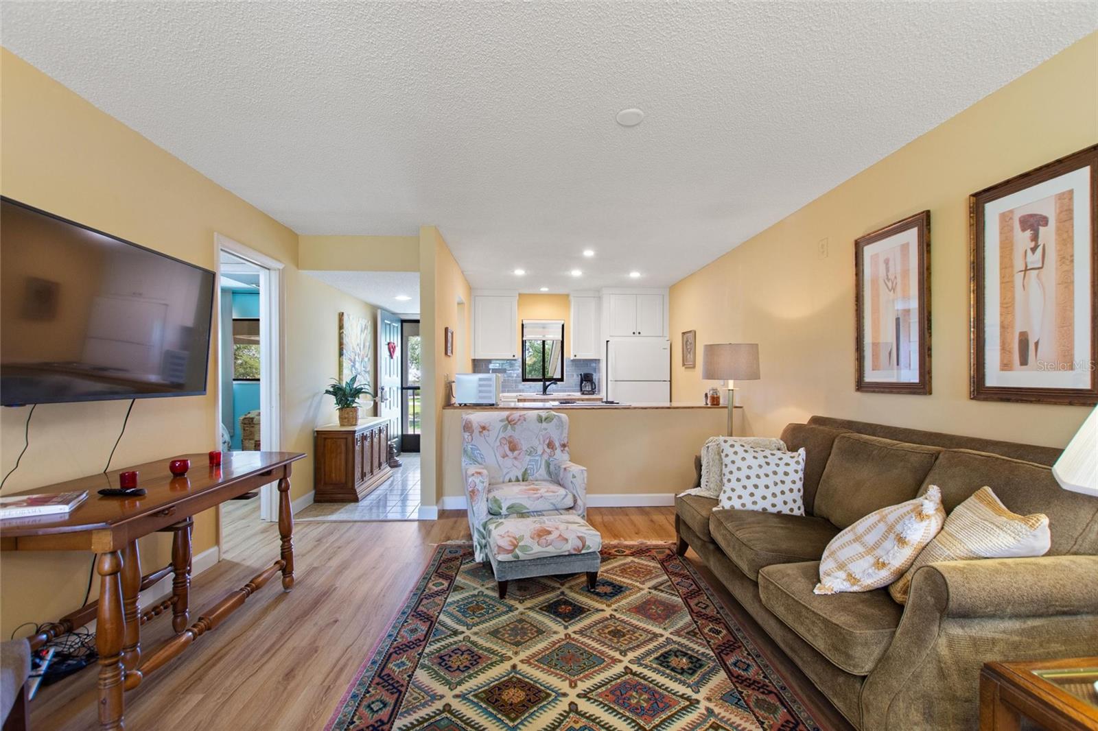 GOLF VILLAGE CONDO - Residential