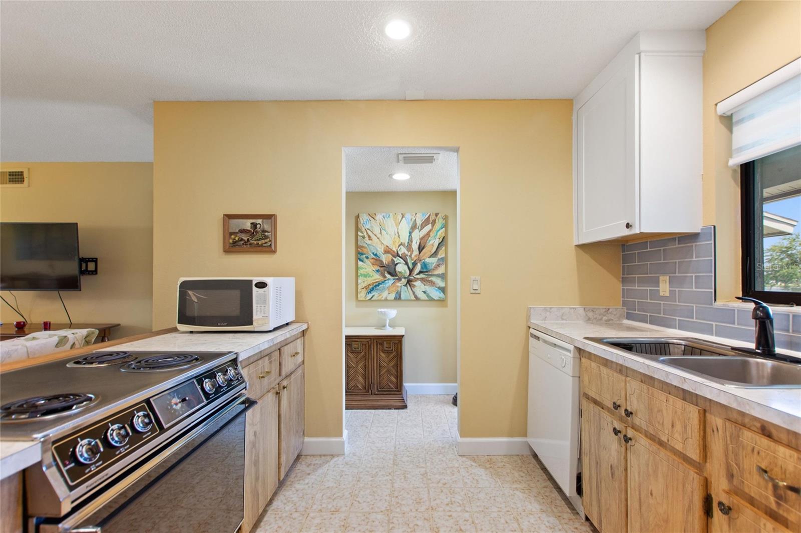 GOLF VILLAGE CONDO - Residential