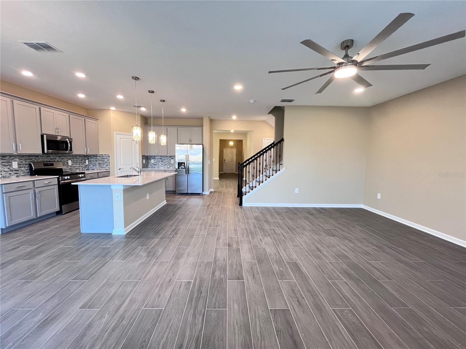 WELLNESS RDG PH 1-A - Residential Lease