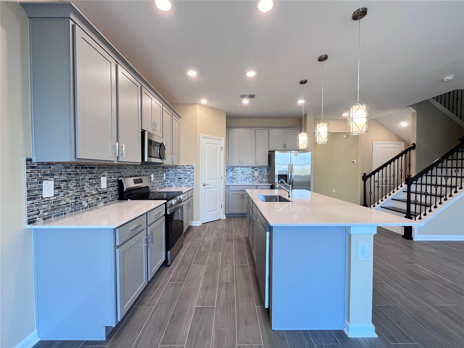 WELLNESS RDG PH 1-A - Residential Lease