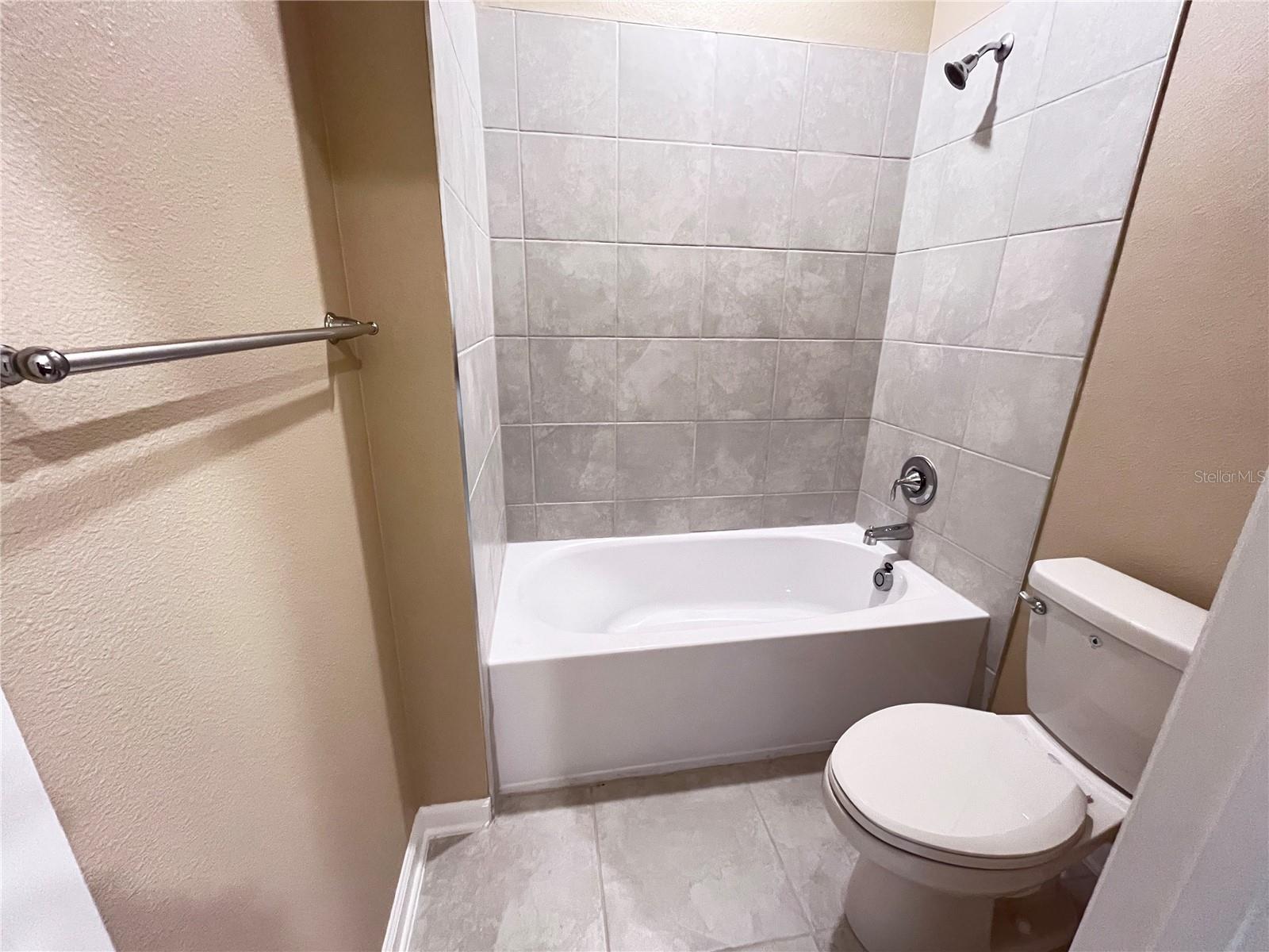 WELLNESS RDG PH 1-A - Residential Lease