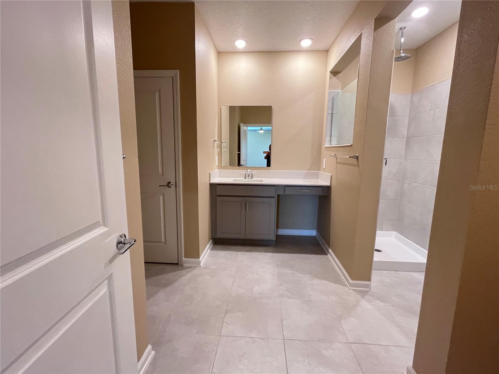 WELLNESS RDG PH 1-A - Residential Lease