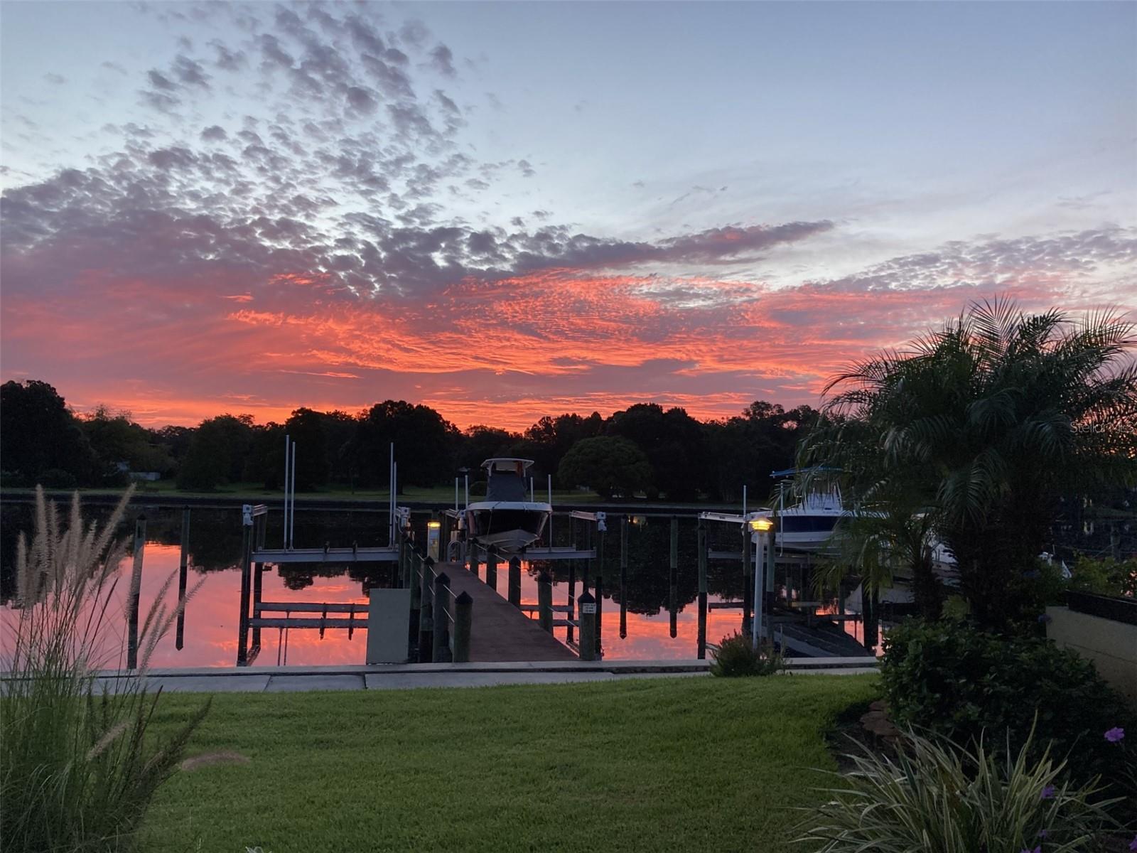 THE MARINA CLUB OF TAMPA A CON - Residential