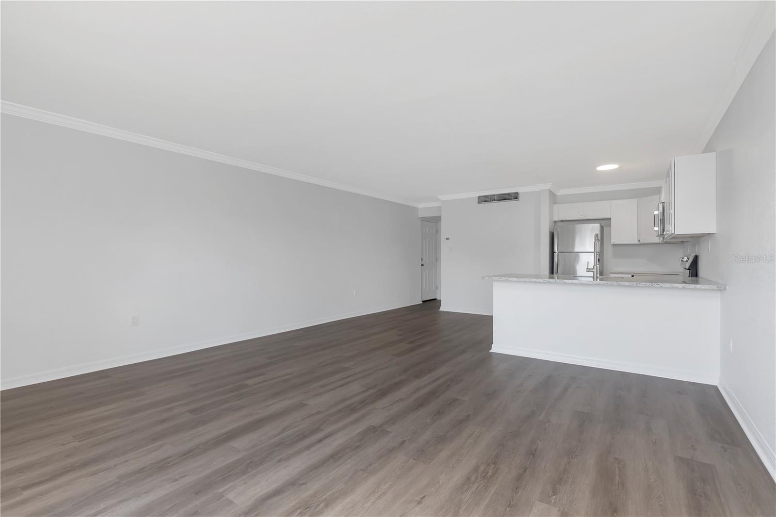 THE MARINA CLUB OF TAMPA A CON - Residential