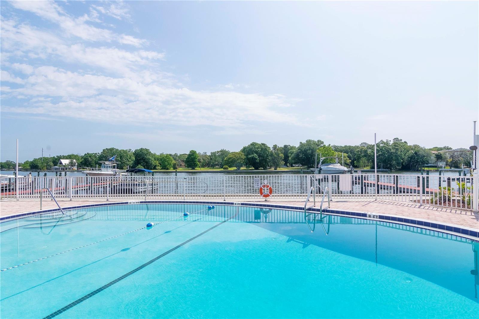 THE MARINA CLUB OF TAMPA A CON - Residential