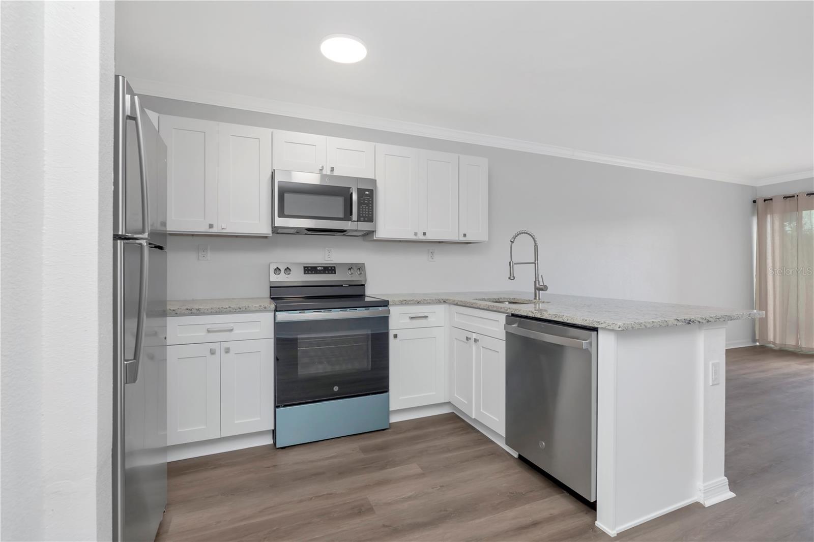 THE MARINA CLUB OF TAMPA A CON - Residential