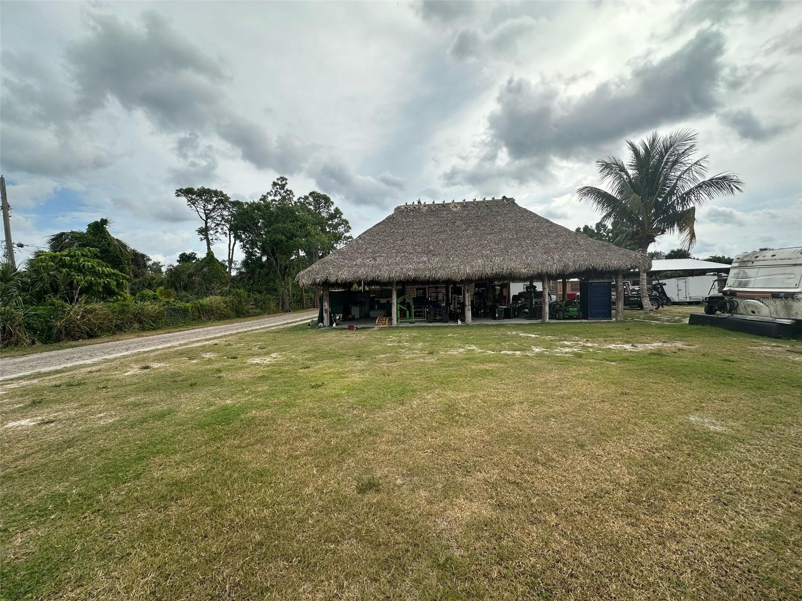 Listing image 1