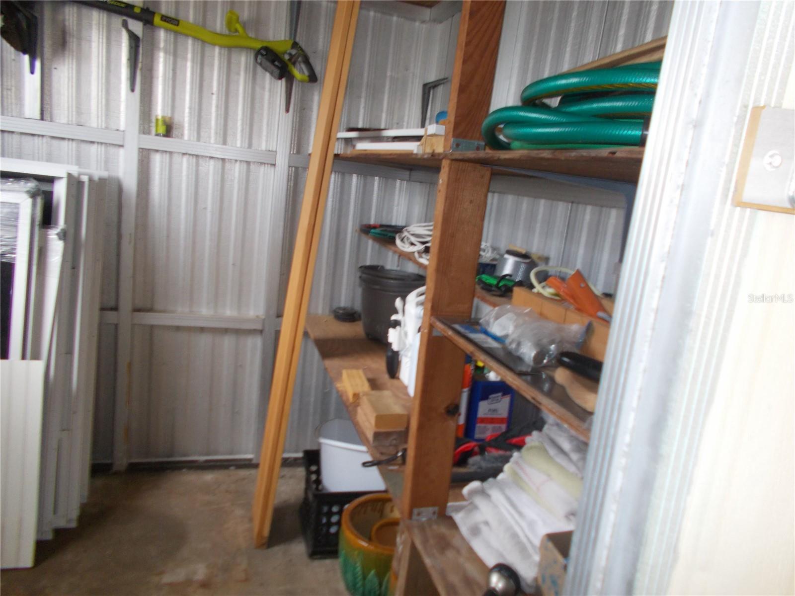 HOLIDAY PARK - Residential