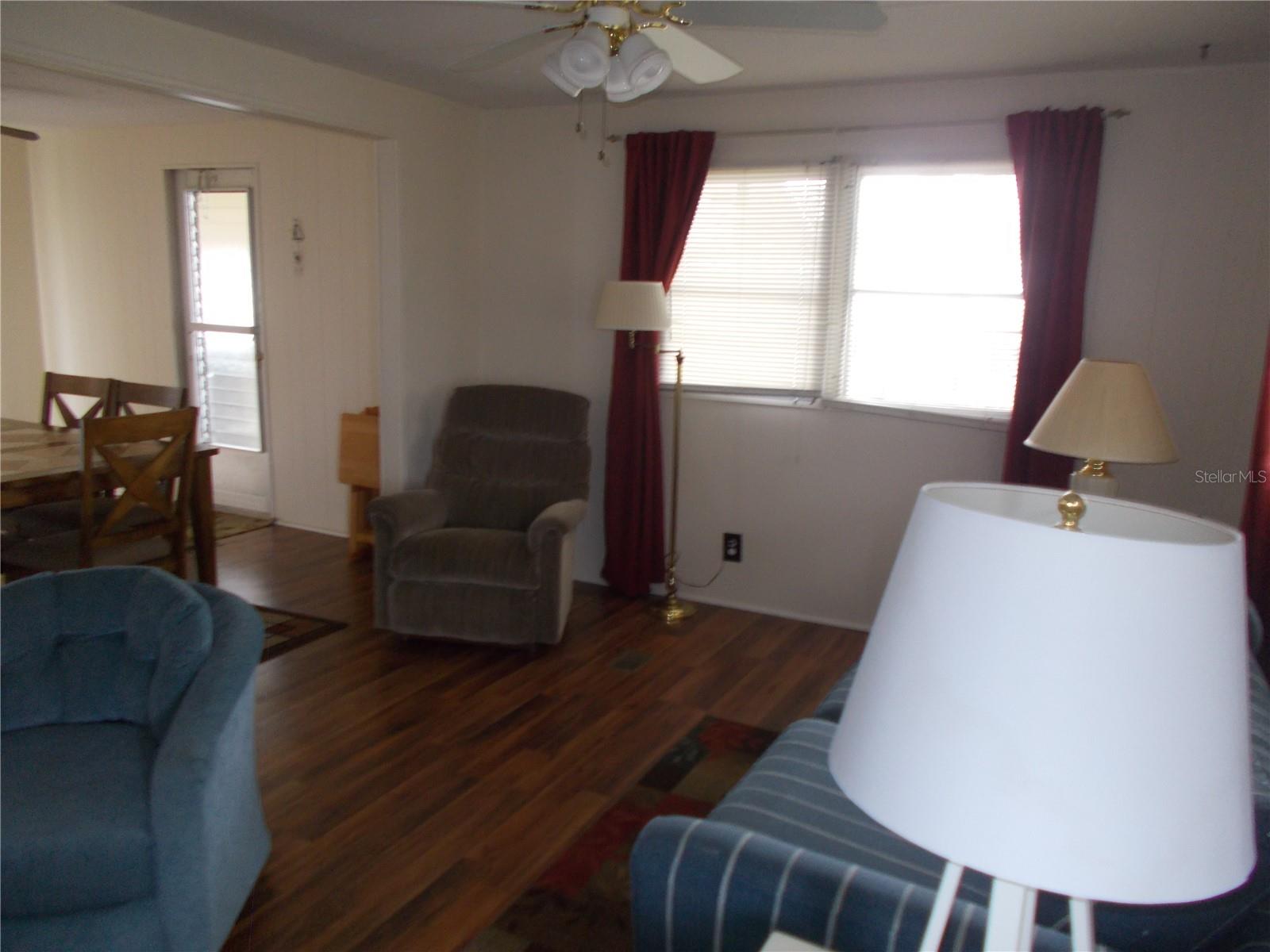 HOLIDAY PARK - Residential