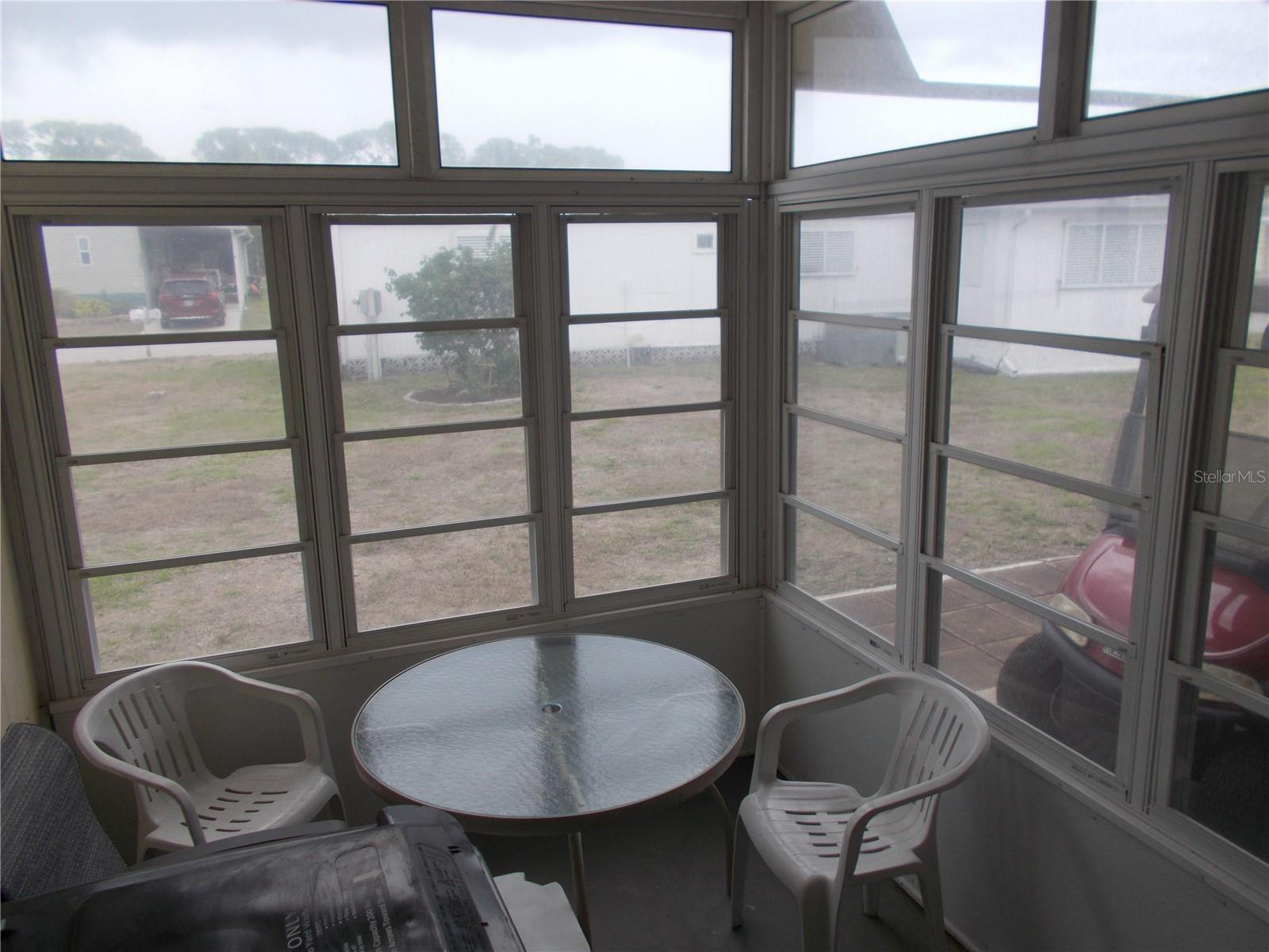 HOLIDAY PARK - Residential