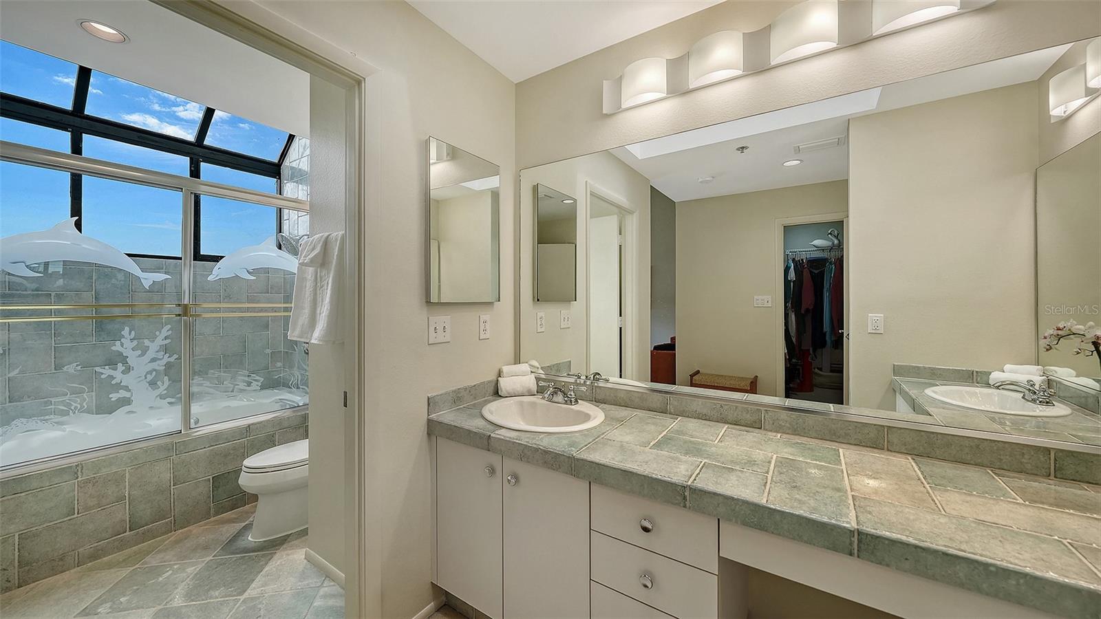 FAIRWAY BAY - Residential