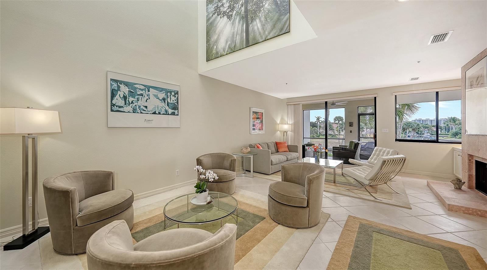 1916 HARBOURSIDE DRIVE 803