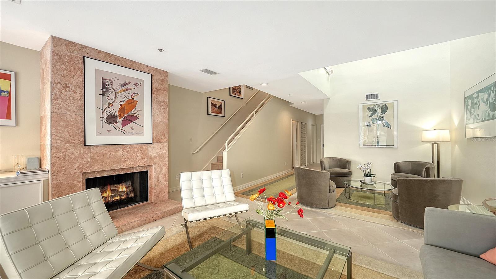 FAIRWAY BAY - Residential