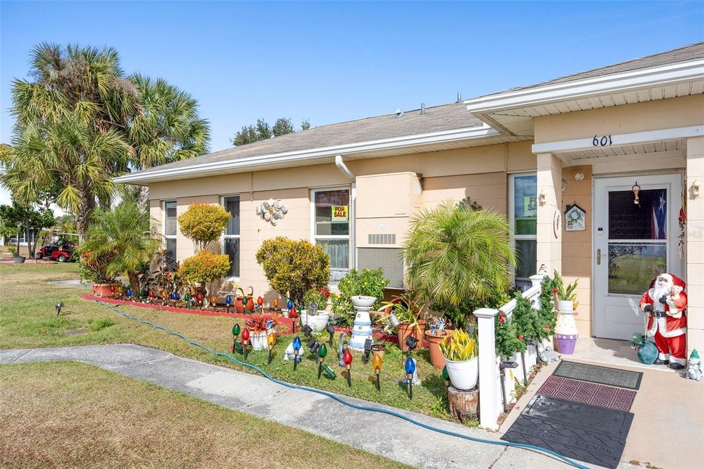 Photo of 601 Club Cir, Lakeshore, FL 33854 (MLS # O6371145)