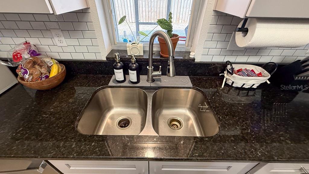 ALOHA GARDENS - Residential