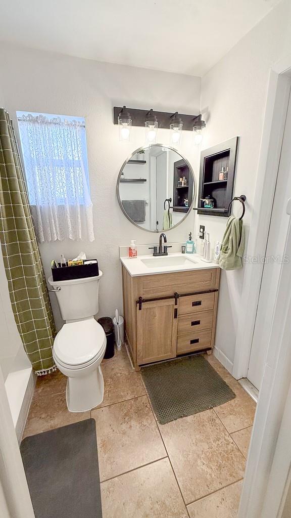 ALOHA GARDENS - Residential