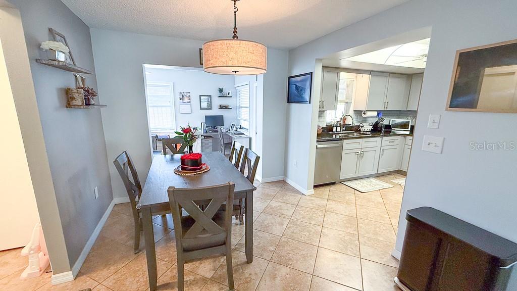 ALOHA GARDENS - Residential