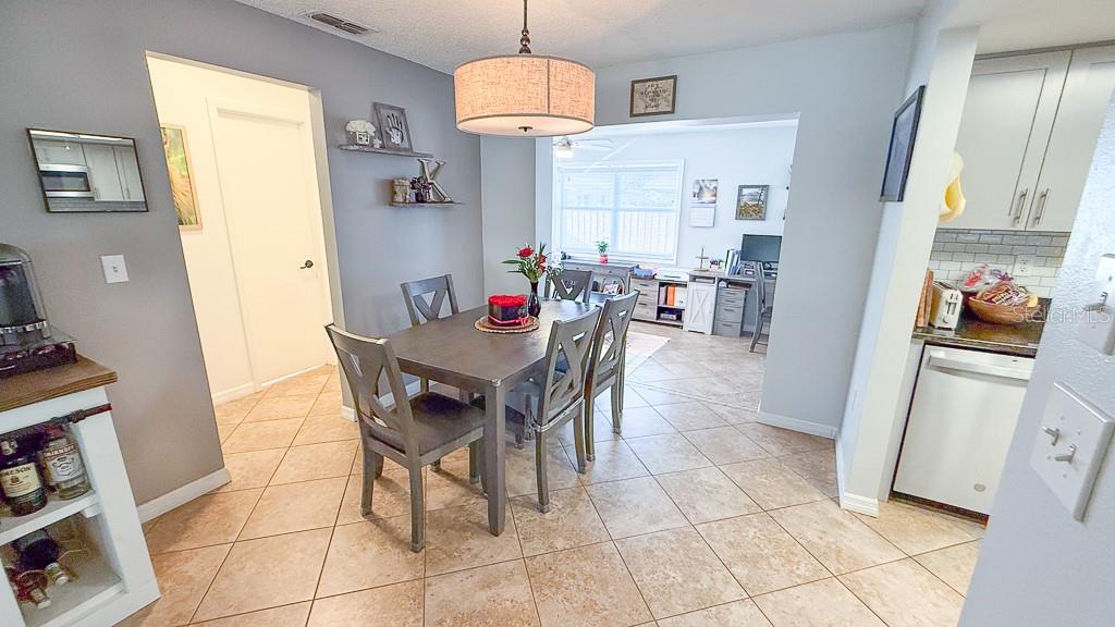 ALOHA GARDENS - Residential