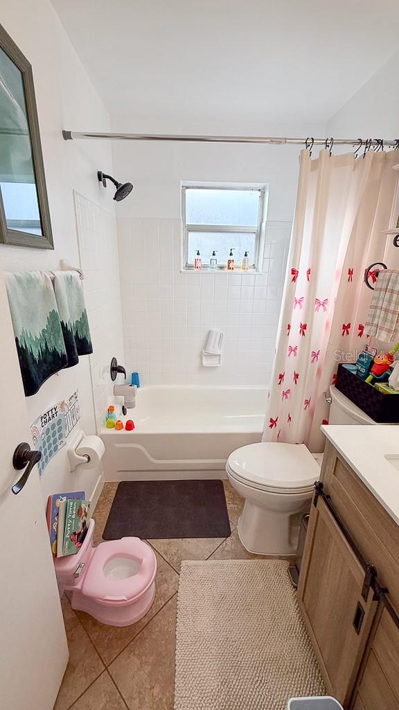 ALOHA GARDENS - Residential