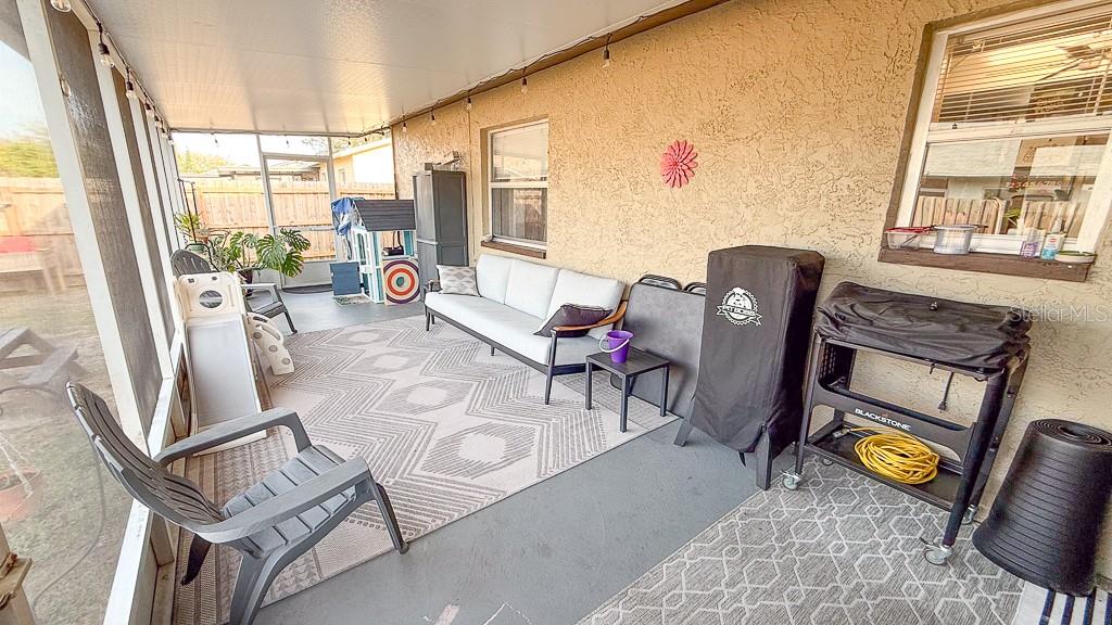 ALOHA GARDENS - Residential