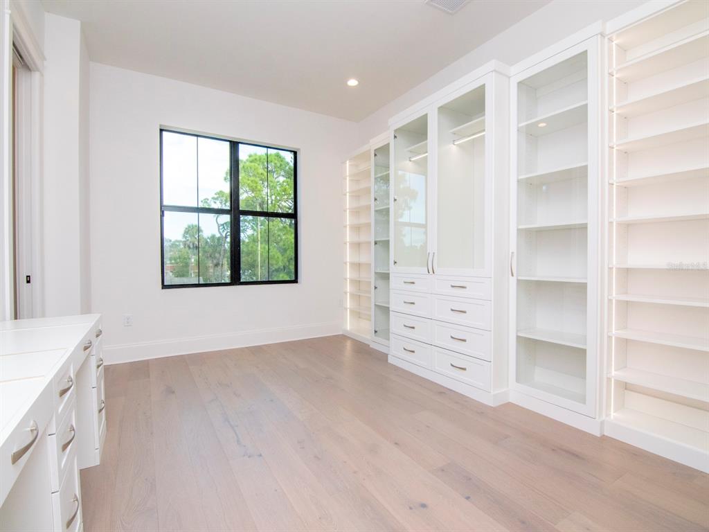 BEL MAR UNIT 4 - Residential