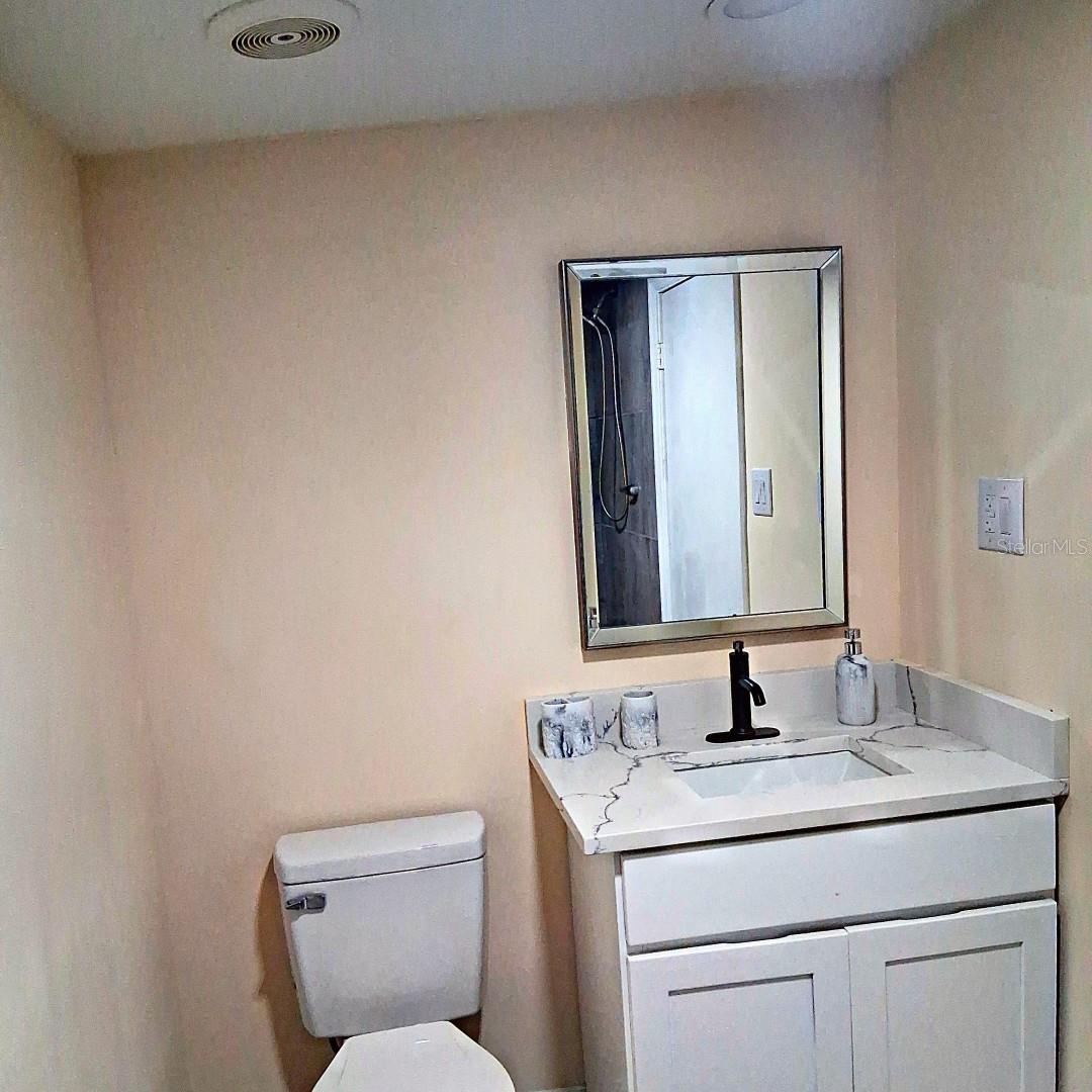 QUEENS MIRROR SOUTH 2ND REP ADD REP - Residential