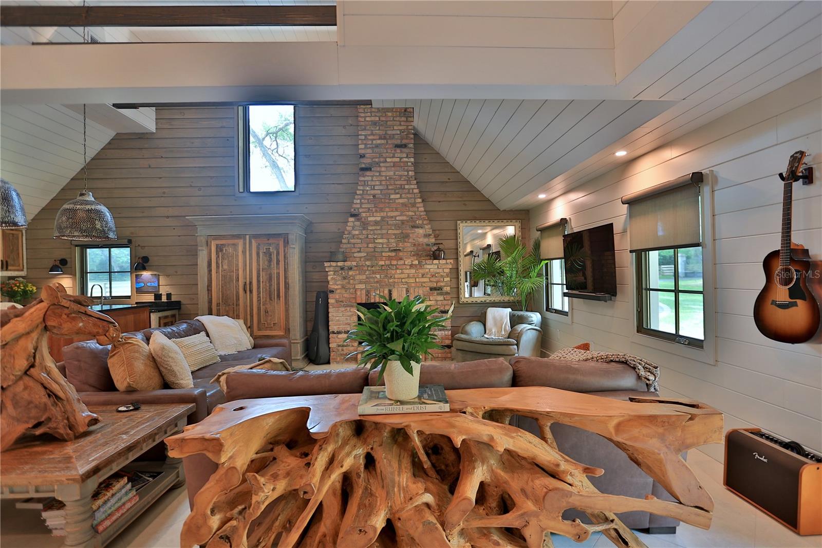 ACREAGE NON SUBDIVISION - Residential