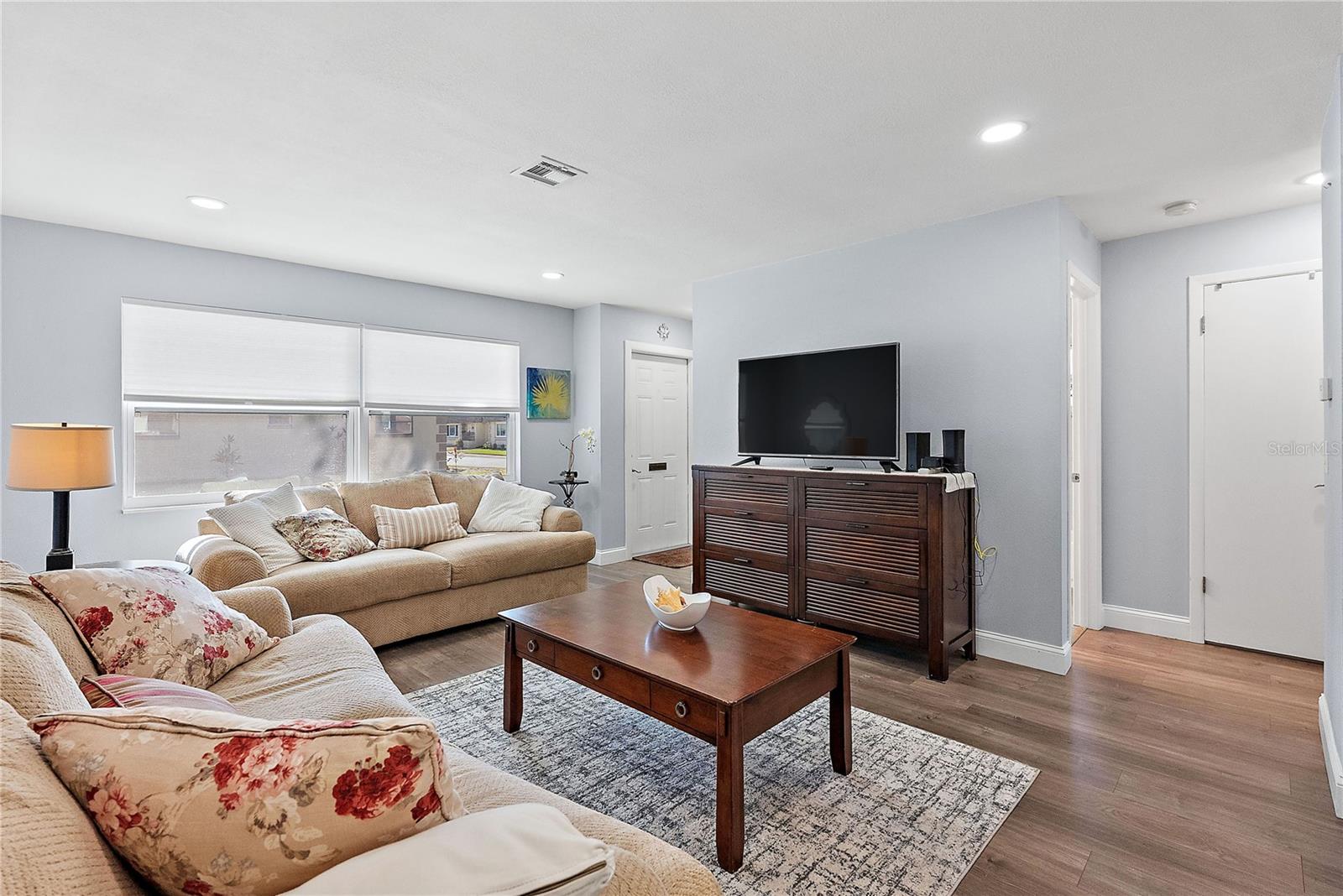 VENDOME VILLAGE - Residential