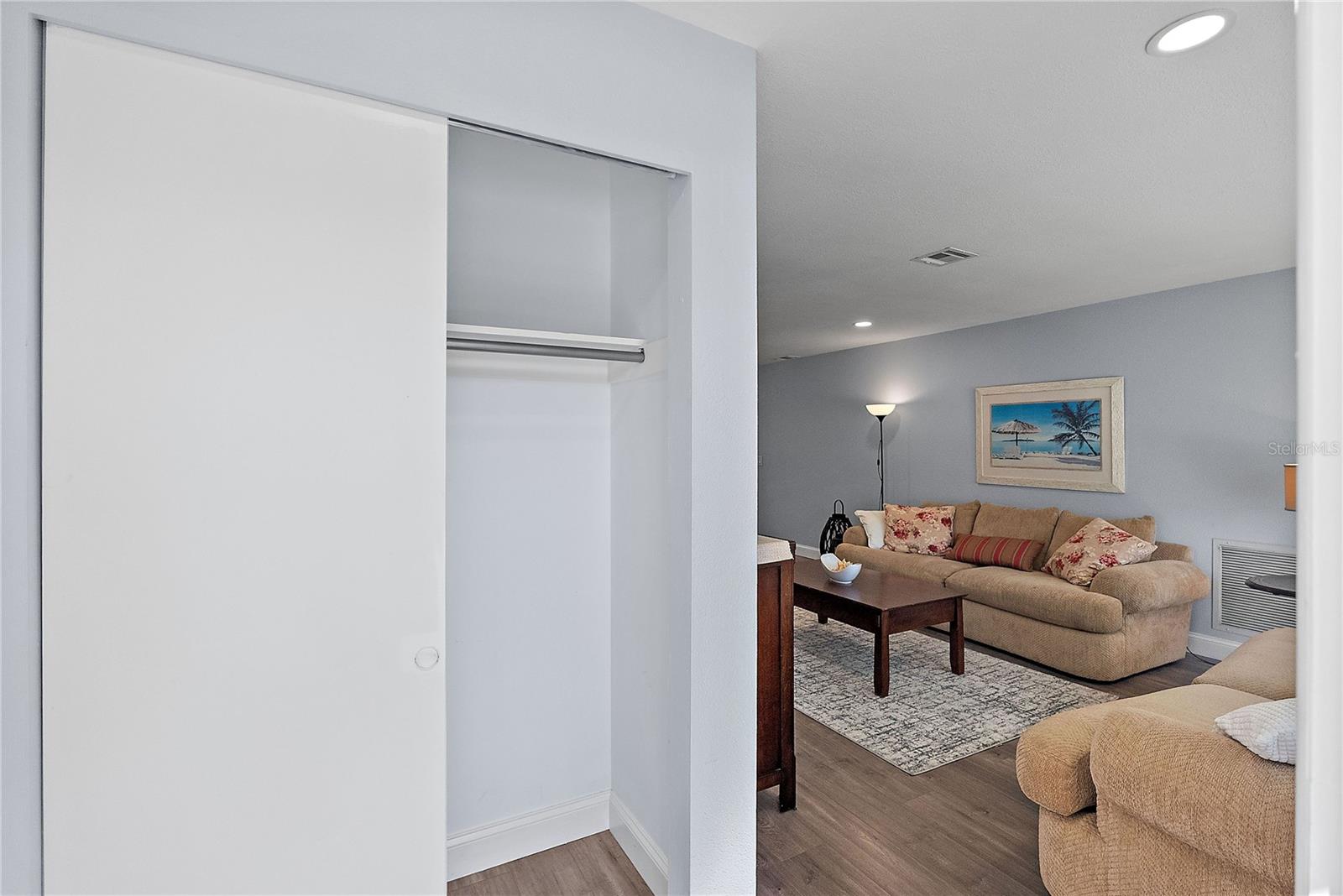 VENDOME VILLAGE - Residential