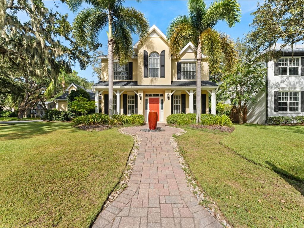 Photo of 4705 S Dauphin Avenue, Tampa, FL 33611 (MLS # TB8426148)