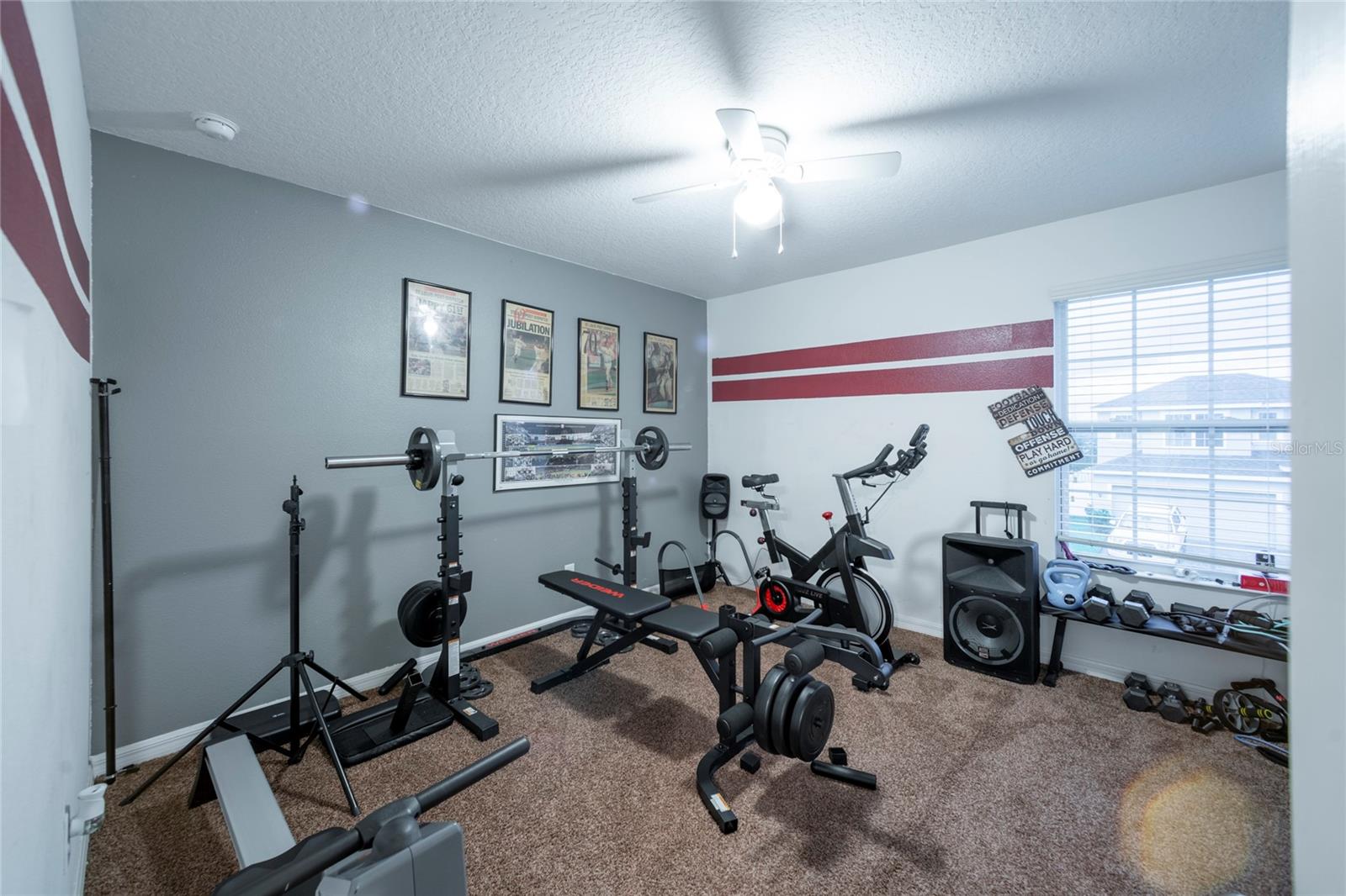 LAUREL ESTATES - Residential