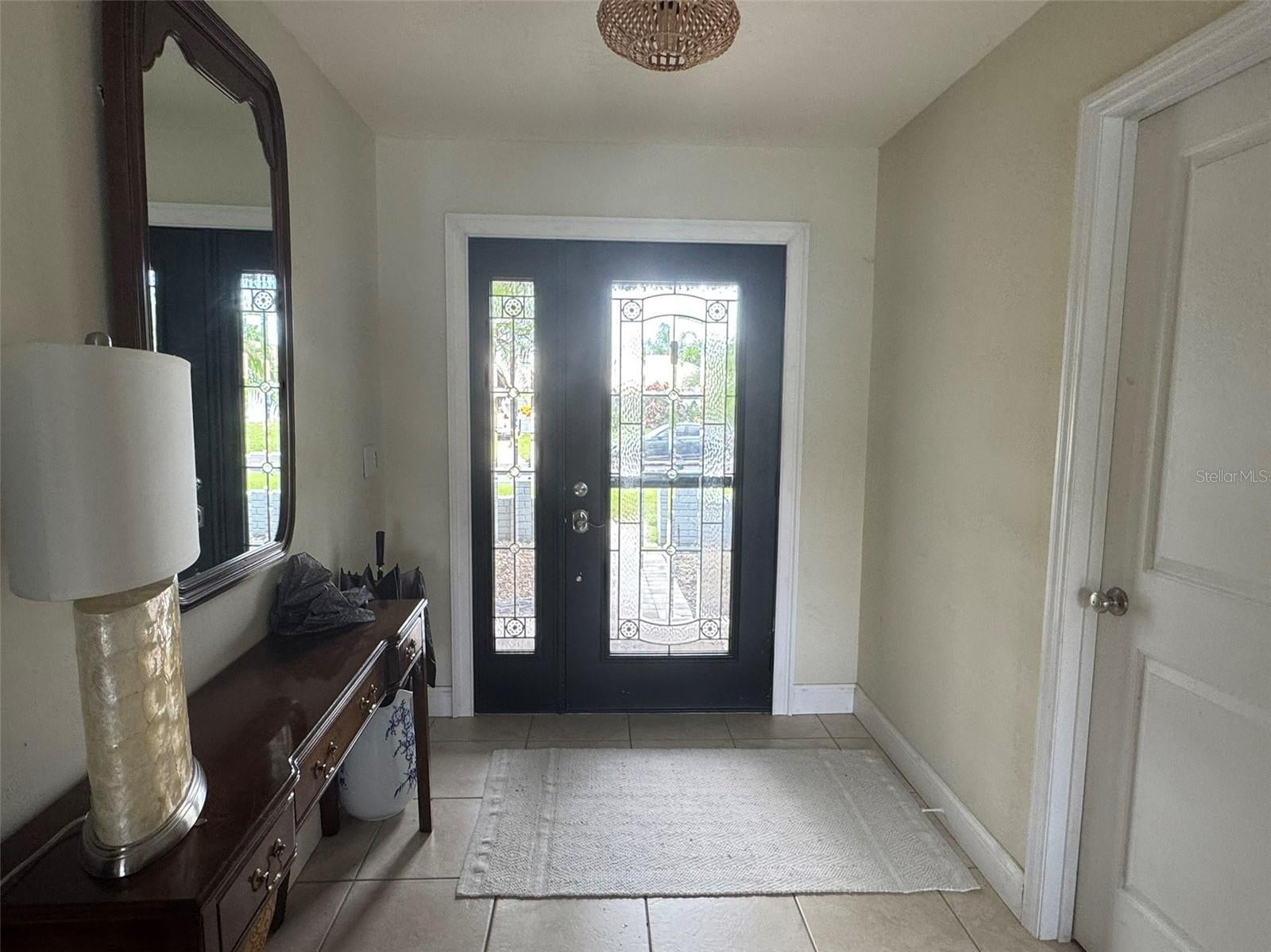 1009 INDIAN HILLS COURT