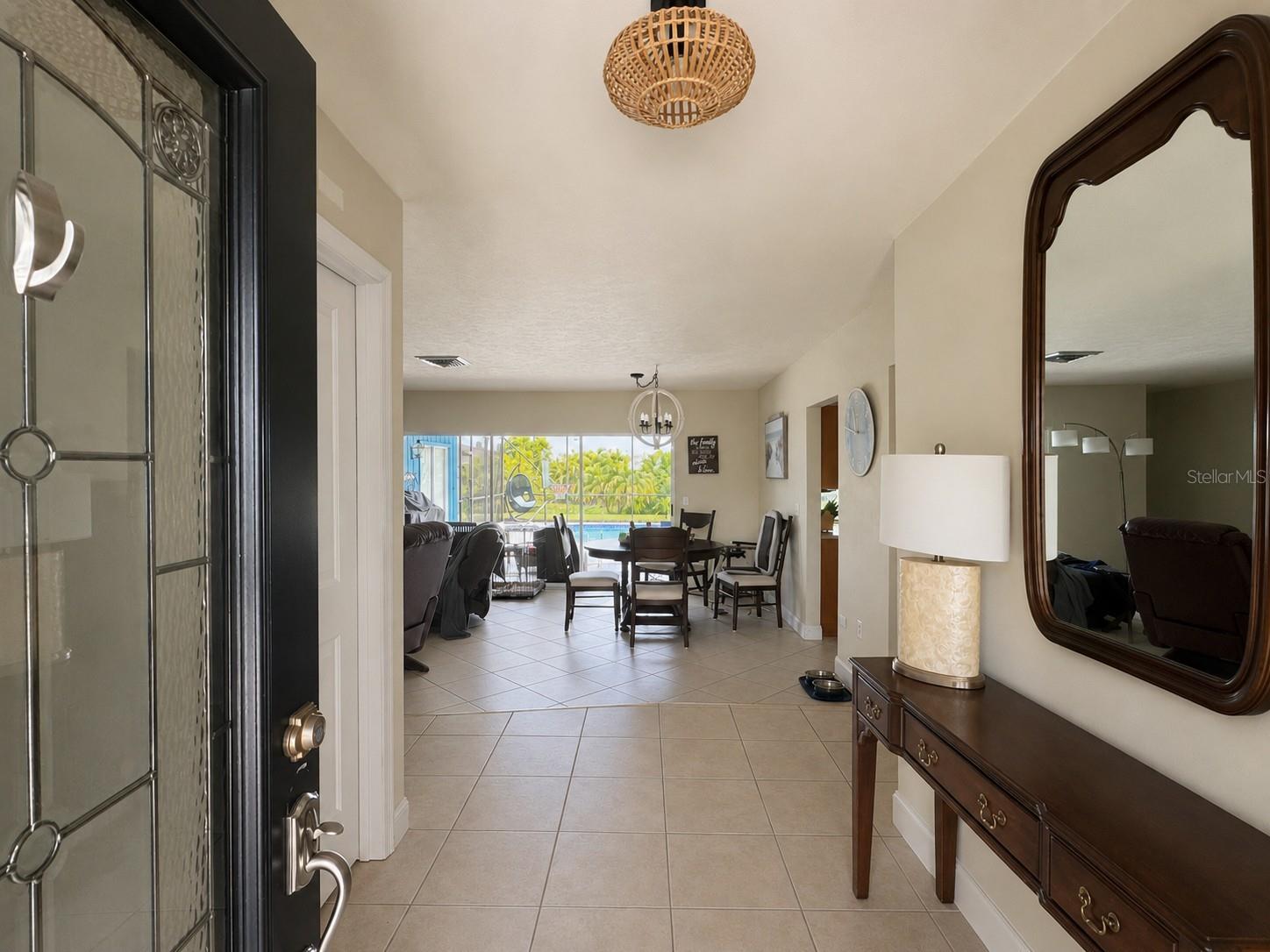 1009 INDIAN HILLS COURT