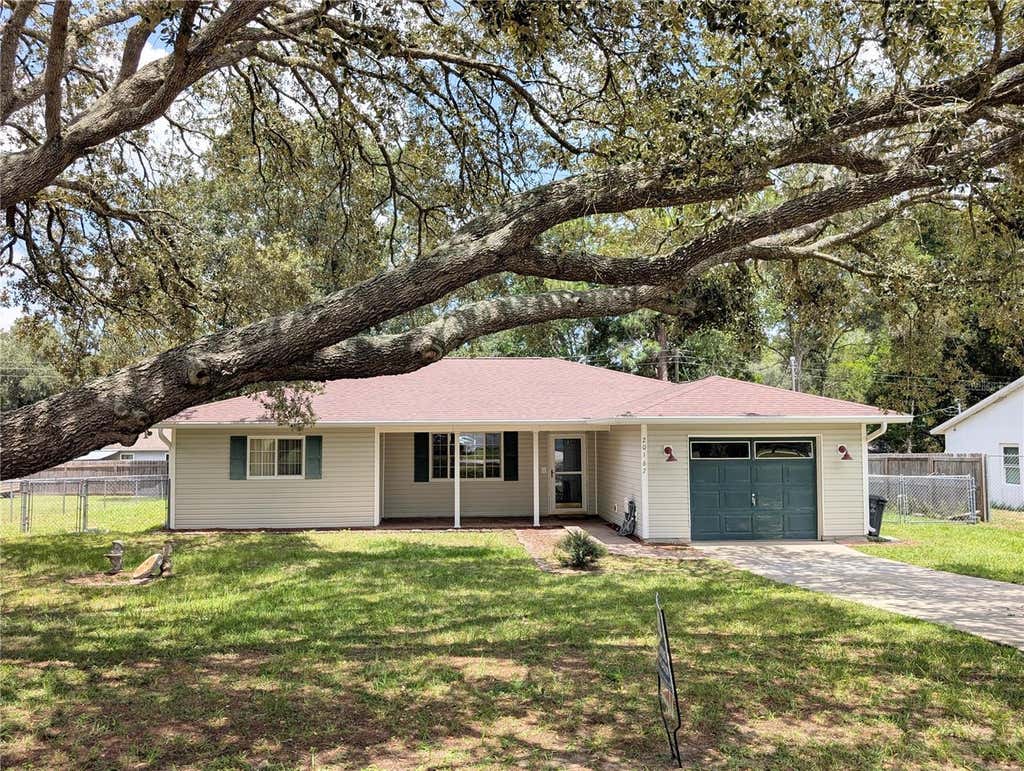 Photo of 20167 SW 81st Street, Dunnellon, FL 34431 (MLS # OM729032)