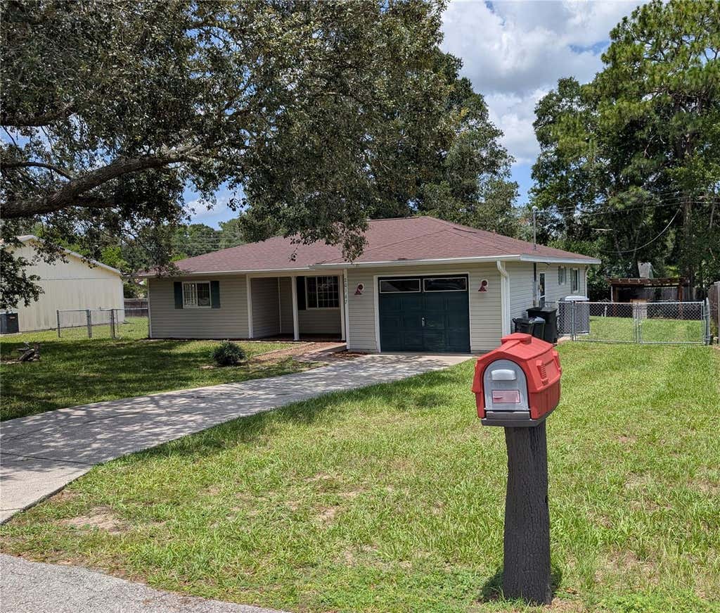 Photo of 20167 SW 81st Street, Dunnellon, FL 34431 (MLS # OM729032)