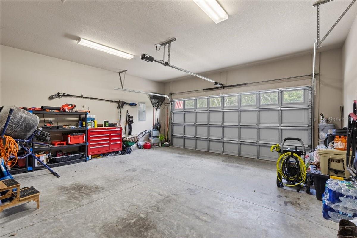 CHIEFLAND COUNTRY ESTATES - Residential