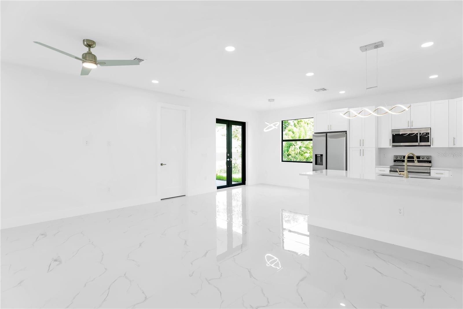 PORT CHARLOTTE SEC 008 - Residential Lease