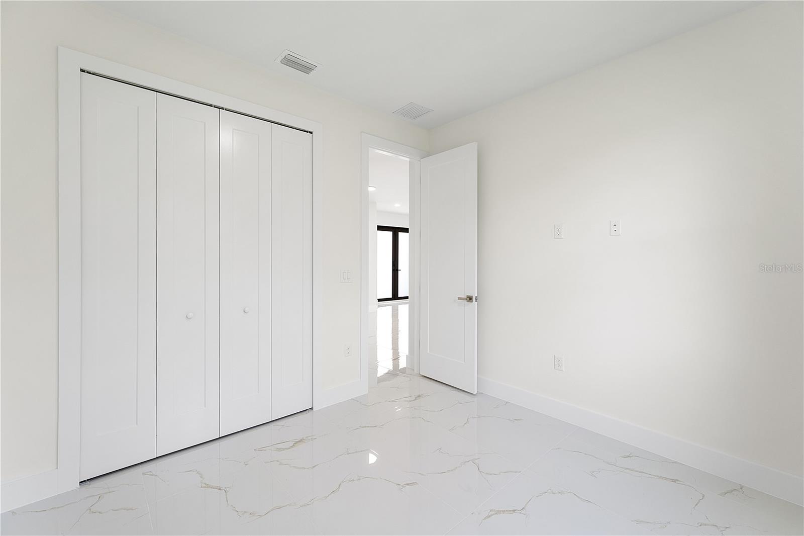 PORT CHARLOTTE SEC 008 - Residential Lease