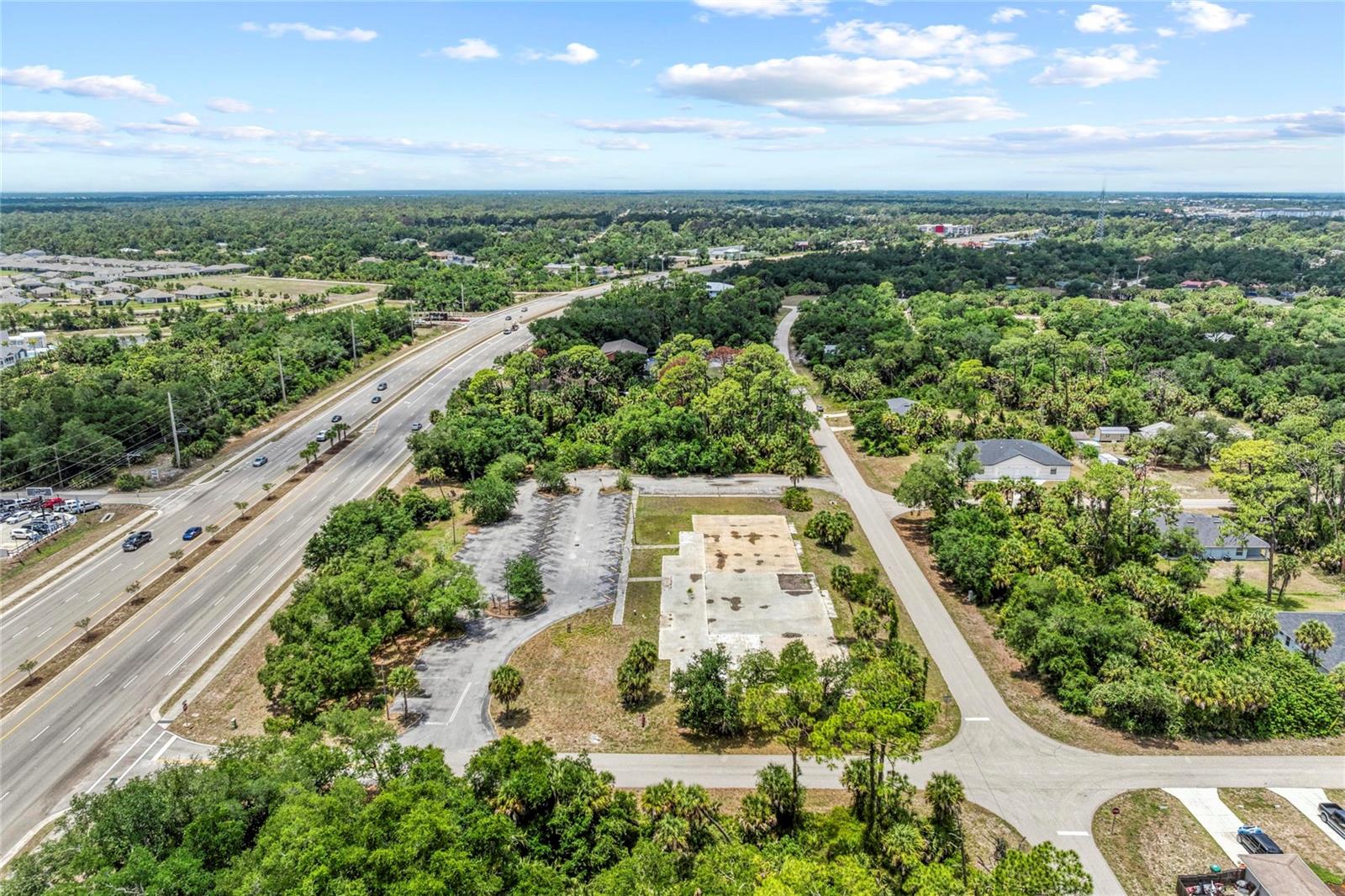 640 TAMIAMI TRAIL