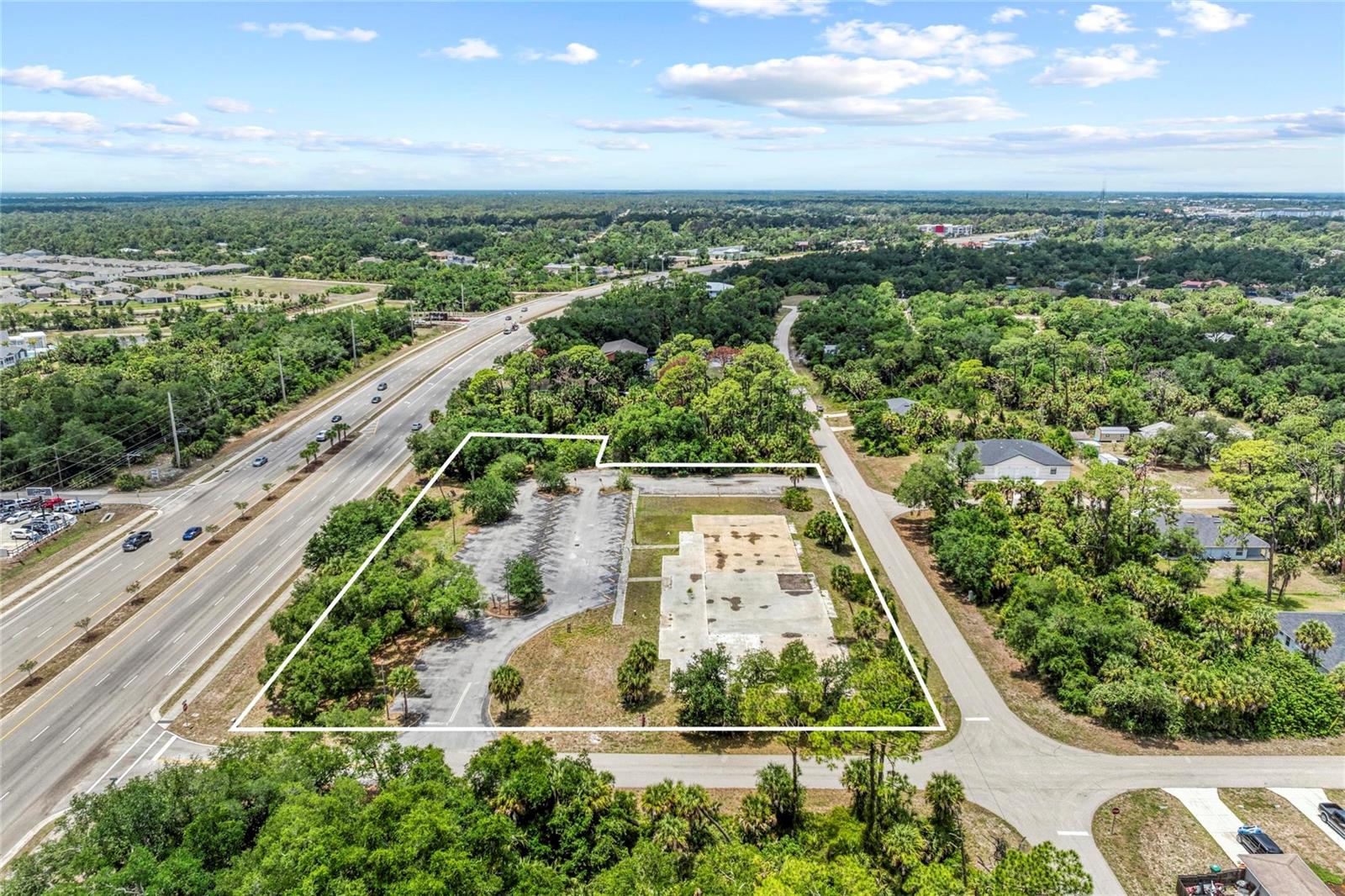640 TAMIAMI TRAIL