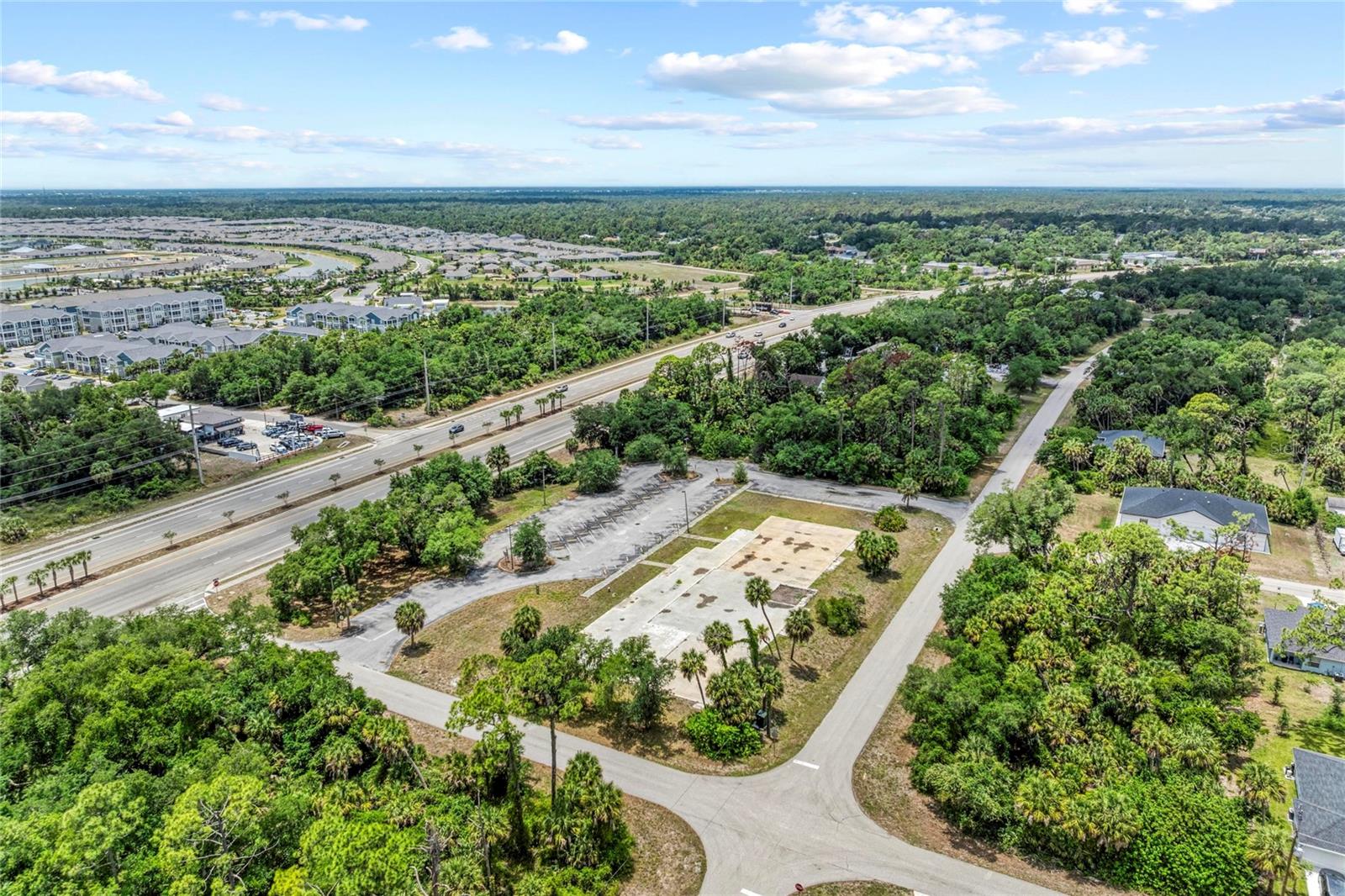 640 TAMIAMI TRAIL