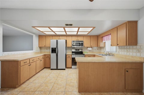 Tiny photo for 7560 SE 114th Lane, Belleview, FL 34420 (MLS # G5118449)